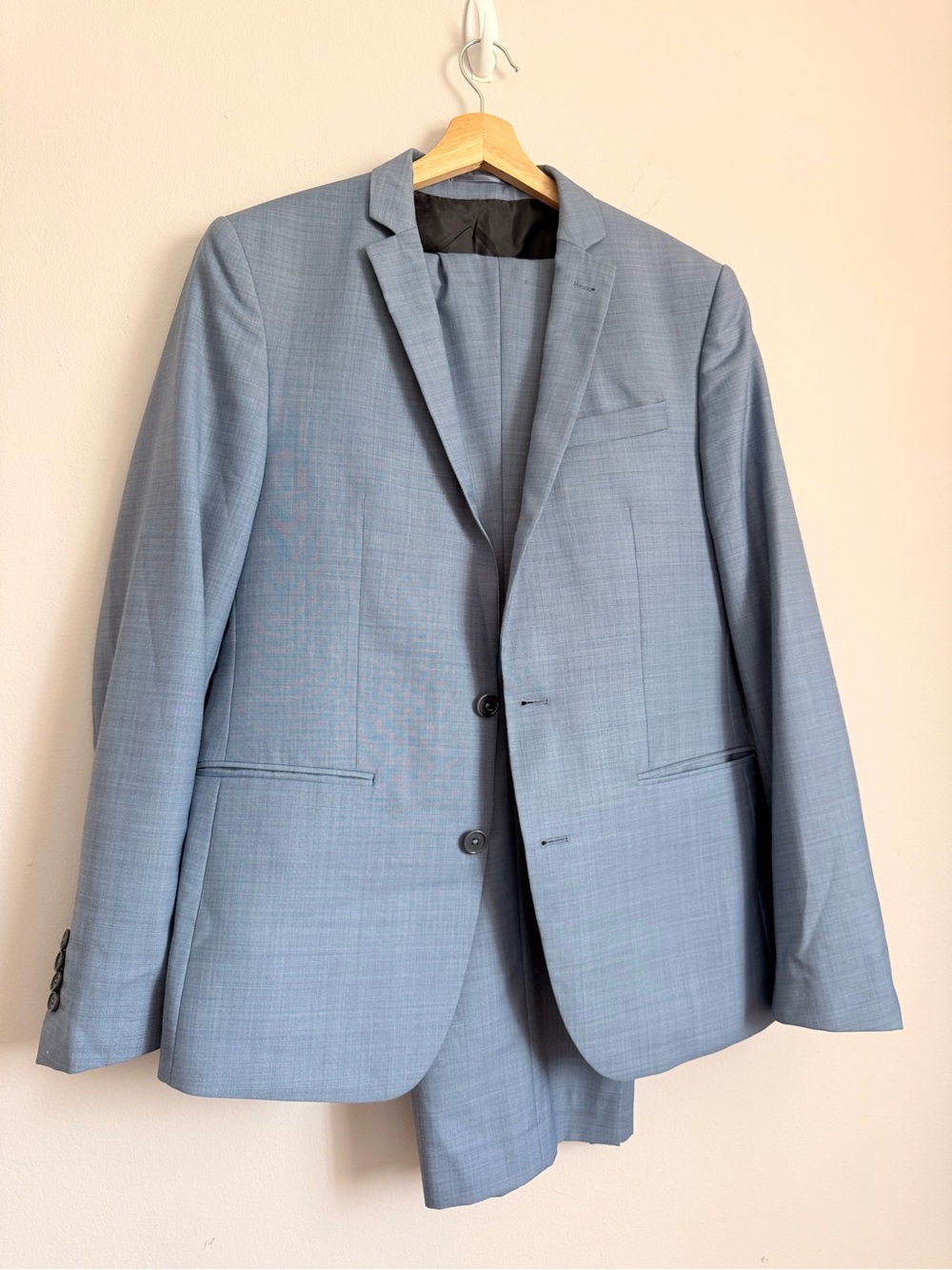 ASOS Men's Light Blue 2-Piece Suit Wool Blend Size 40R / W38 L32